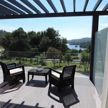 Olhares Do Lobo Farma Ponte da Barca