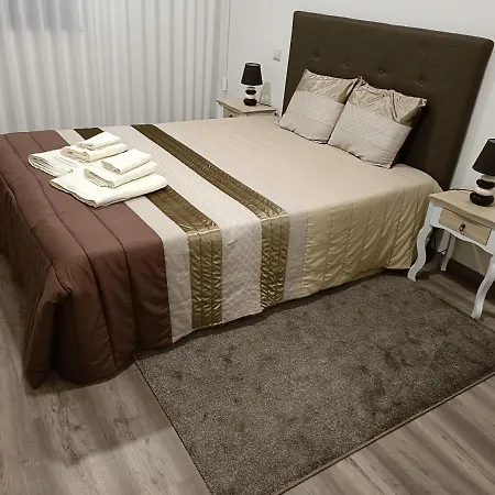 Olhares Do Lobo Farma